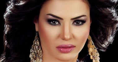 دينا فؤاد:أفلام بير السلم أبعدتنى عن السينما و"جذور"امتداد للفن الجميل
