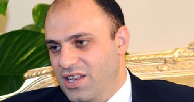نشطاء: وزير الاستثمار الجديد أدمن صفحة "إنت عيل إخونجى"