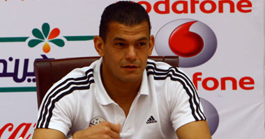 عبد الواحد السيد يقرر التنازل عن شكوى الفيفا بعد الصلح مع الزمالك