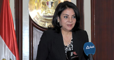 أمير الكويت يستقبل وزيرة الإعلام درية شرف الدين
