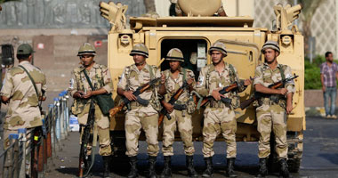 ضبط قنبلة يدوية مع مشتبه فيه بكمين الريسة