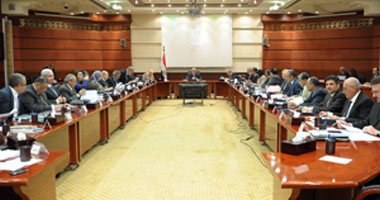 مؤقتو "التشجير" ينقلون وقفتهم الاحتجاجية للبوابة الرئيسية لـ "الوزراء"
