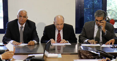 بدء المؤتمر الصحفى لوزيرى البيئة والصحة بمستشفى دار السلام