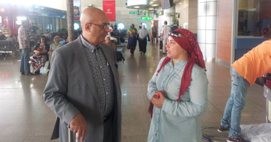 رئيس اتحاد الكتاب قبل سفره إلى بروكسل: زيارتنا إلى الاتحاد الأوروبى هدفها توضيح موقف مصر من حربها ضد الإرهاب.. والوفد يضم ساويرس وسعد الدين إبراهيم ومنى ذو الفقار.. وتكاليف الرحلة من نفقتنا الخاصة 