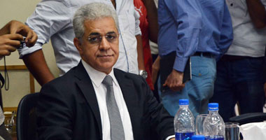 سلاسل بشرية لجمع التوكيلات لـ"صباحى" ببورسعيد