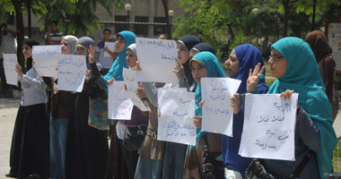 بدء وقفة لطلاب الإخوان بجامعة القاهرة 