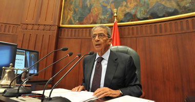 عمرو موسى يلتقى ممثلى الجيش اليوم حول المواد الخاصة بهم فى الدستور