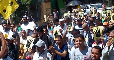 المئات يشاركون فى مسيرة الإخوان  بالإسماعيلية