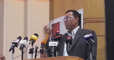 رئيس العمال السابق: كمال أبو عيطة حذرنى من الهجوم على الحكومة