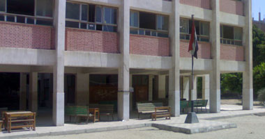 فوزى فهمى غنيم يكتب: فى نظرية حب المعلم أو كرهه