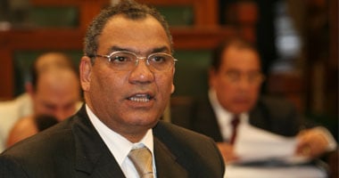 عثمان: مشروع الألف قرية لن يؤثر على الموازنة