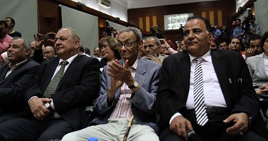 فوز عمار على حسن بجائزة اتحاد كتاب مصر فى الرواية
