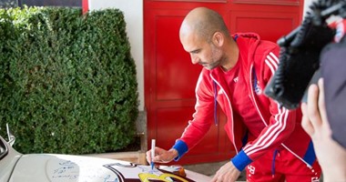 بالصور.. توقيعات بايرن ميونيخ تنقذ "بوروسيا" من الإفلاس