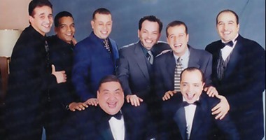 محمد هنيدى ينشر صورة نادرة تجمعه بـ علاء ولى الدين وكريم عبدالعزيز