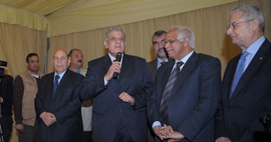 رئيس الوزراء يتوجه لتفقد مساكن النهضة بالسلام