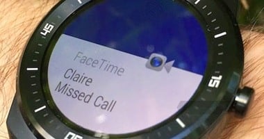 جوجل تعمل على دمج منصة ساعات Android Wear الذكية مع هواتف آى فون