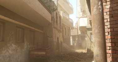 بعد استجابة الرئيس لـ"اليوم السابع".. بدء إزالة منزل الحاجة "نجيبة"