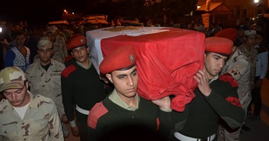 وصول جثمان شهيد الغربية فى حادث العريش الإرهابى لمسقط رأسه