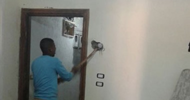 بالصور.. إزالة 20 طابقًا مخالفًا بالمنتزه شرق الإسكندرية