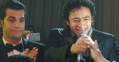تداول فيديو لمحمد صلاح وهو يغنى "بحلم بيك" فى زفافه