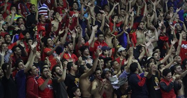 توافد ألتراس أهلاوى على ملعب التتش بعد خسارة الكأس