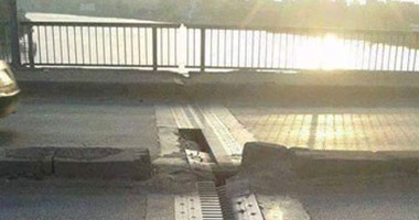 بالصور.. تداول صور لتشققات بكبرى جامعة المنصورة