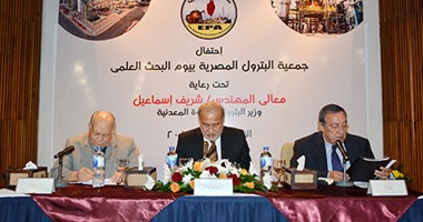 وزير البترول يؤكد أهمية البحث العلمى فى صناعة النفط