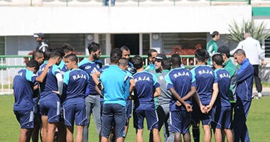 الرجاء يرهن بيع نجومه بالبقاء فى الممتاز
