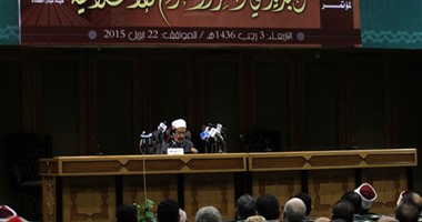 بالصور.. شيخ الأزهر: زواج الأطفال ليس من الإسلام والخطاب الدينى نقطة التقاء للجميع