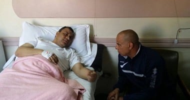 بالصور.. على غيط يجرى عملية جراحية فى الأنف