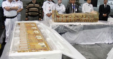الآثار تبدأ تسلم 123 قطعة أثرية مستردة من أمريكا