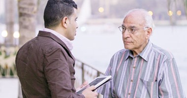 فاروق الباز يفتح قلبه لـ"اليوم السابع": "قابلت مبارك مرة واحدة وياريتنى ما قابلته".. حينما شرحت له خيبتنا قال: «يارب الأرض تنشق وتبلعك».. ويؤكد: العهود السابقة "خربانة".. ويجب ردع الإخوان بالقوة