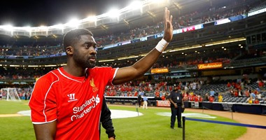 ليفربول يجدد عقد الإيفوارى توريه عاما جديدا
