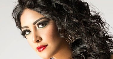 4 نصائح من المتخصصين للحفاظ على لمعان الشعر الأسود