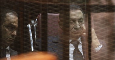 نيويورك تايمز: مبارك لم ينج من السحابة القانونية التى اكتنفته منذ 2011