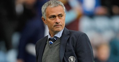 مورينيو يطالب لاعبى البلوز بالقتال للحفاظ على البريميرليج