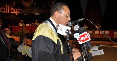 بالصور.. جامعة قناة السويس تُكرّم علمائها فى عيد  العلم