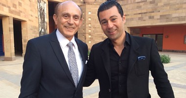 محمد صبحى: مصر لن تكون عظيمة بالحضارة الفرعونية فقط.. لا أتعجل خروج مشروع (المسرح للجميع) وأجرى البروفات لفترة طويلة.. والقيادة للشباب لابد أن تبدأ بالوعى ولابد من معرفة واجباتنا قبل حقوقنا
