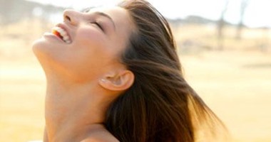 بخاخة الكولونيا والفلفل الحار وصفة سحرية لإطالة الشعر
