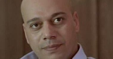 وفاة والد الفنان ضياء عبد الخالق بعد 9 أشهر من رحيل والدته