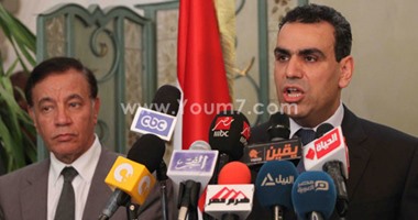النبوى: طالبت الفنون التشكيلية بتفتيش مكتبى والبحث عن اللوحات المفقودة 