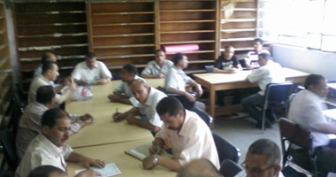 كنترولات الثانوية العامة تبدأ تصحيح اللغة العربية والدين لطلاب الدور الثانى