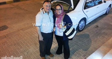 بالصور.. استمرار وصول المصريين العائدين من اليمن لمطار صلالة بعمان