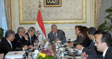 رئيس الوزراء يعقد الاجتماع الأول للجنة إعداد تنظيم مؤتمر "كنوز مصر"