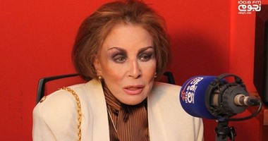 لبنى عبد العزيز ضيفة برنامج "محطة النجوم"