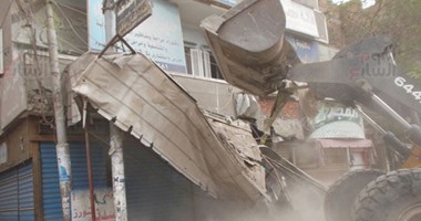 إزالة 76 حالة تعديات مخالفة فى حملة مكبرة بمركز إبشواى