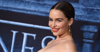 بالصور.. إميليا كلارك تتألق فى عرض "Game of thrones" بلوس أنجلوس