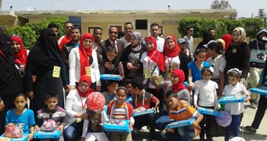 بالصور.. الجامعة العمالية بكفر الشيخ وجمعية شباب مصر تكرمان الأيتام