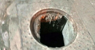 صحافة المواطن.. بالصور.. شكوى من بالوعة بدون غطاء فى وسط شارع قناة السويس بالمنصورة