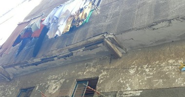 صحافة المواطن: بالصور.. عقار آيل للسقوط فى الدرب الأحمر